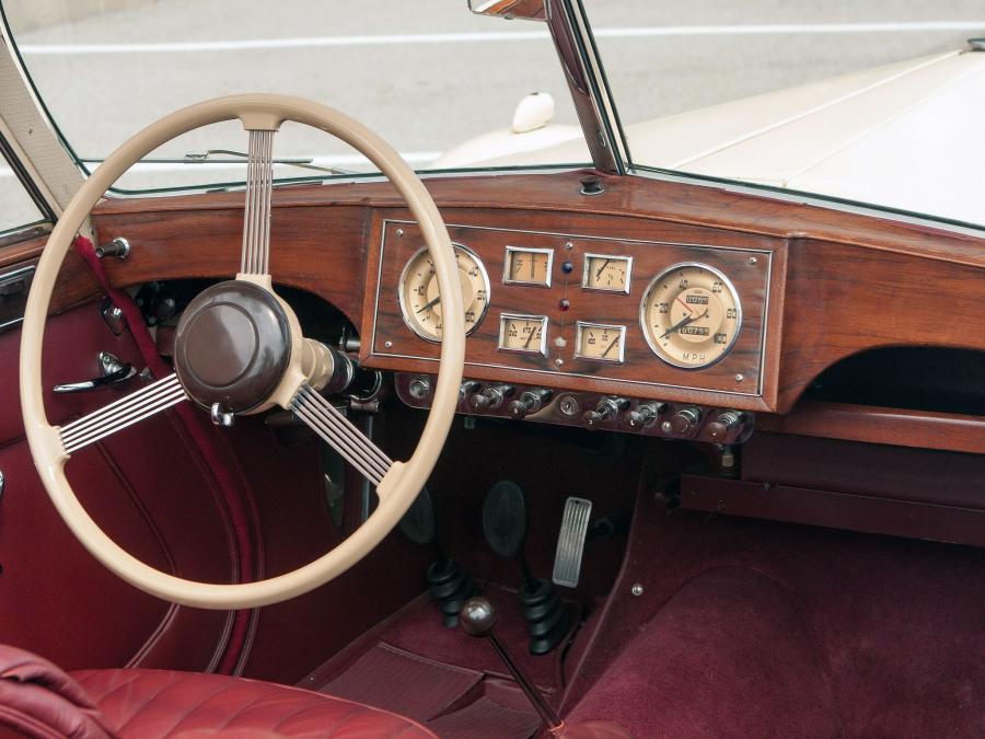 Торпедо Riley RMD Convertible 1949 года  (фото 10 из 21)
